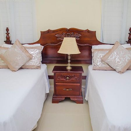 Ocho Rios Under The Palms Villa Kültér fotó